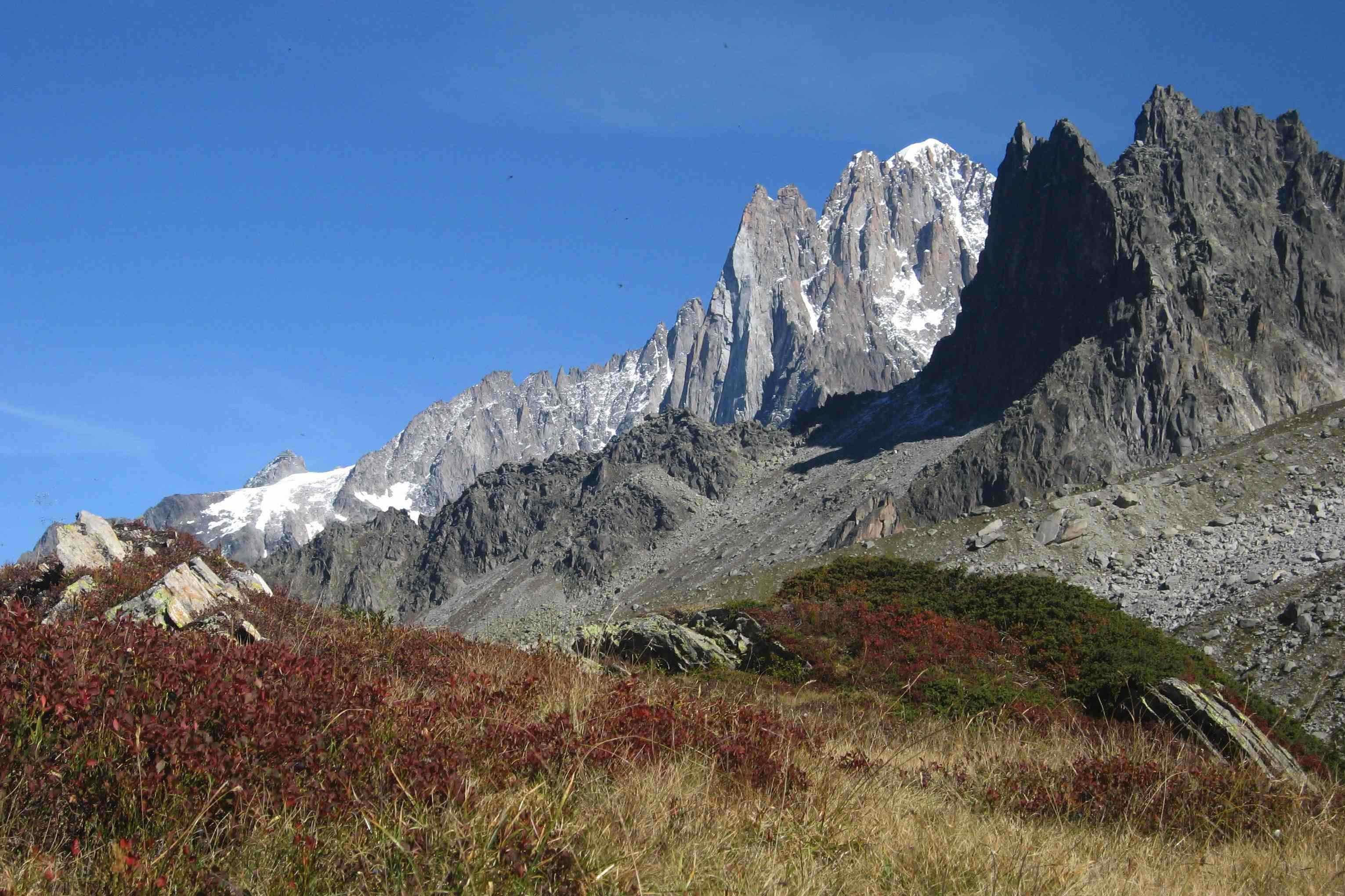  situation of Chalets des Granges Neuvesin autumn